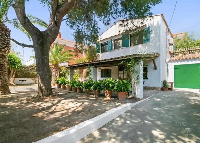 Casa Alba Garden & Calm Tatil Evi Sitges