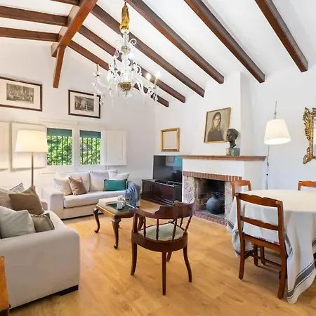 Feriehus Casa Alba Garden & Calm Sitges