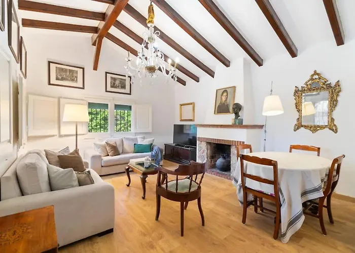 בית נופש Casa Alba Garden & Calm סיטגס