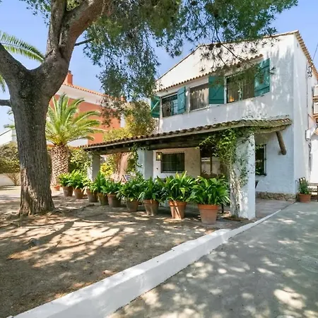Casa Alba Garden & Calm Tatil Evi Sitges